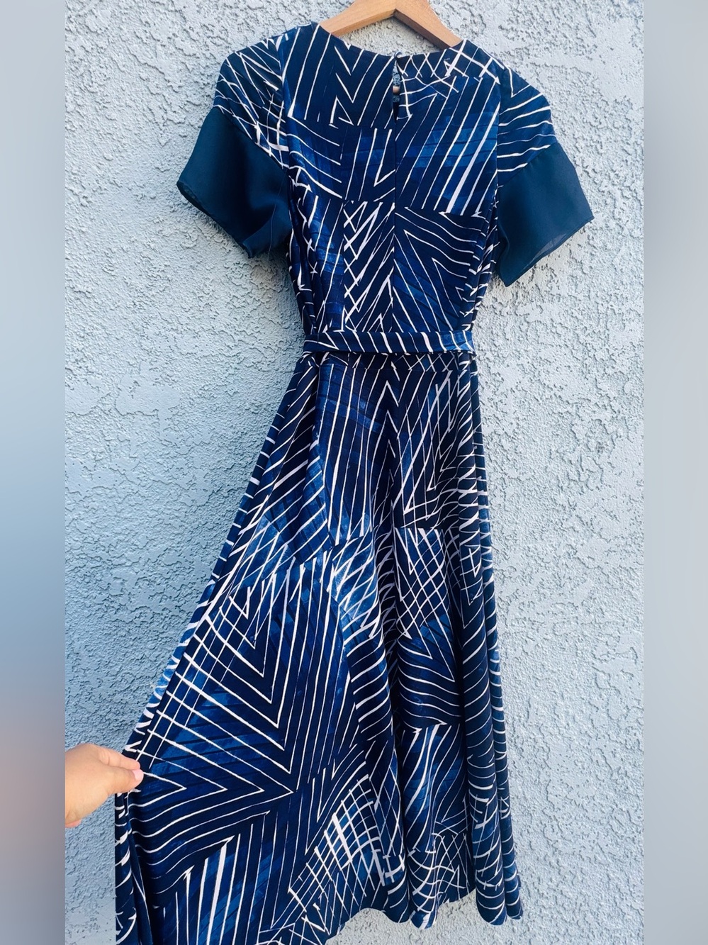Lauren Ralph Lauren Navy Geometric Print Midi Dress with Belt - Size 10 - Picture 5 of 16